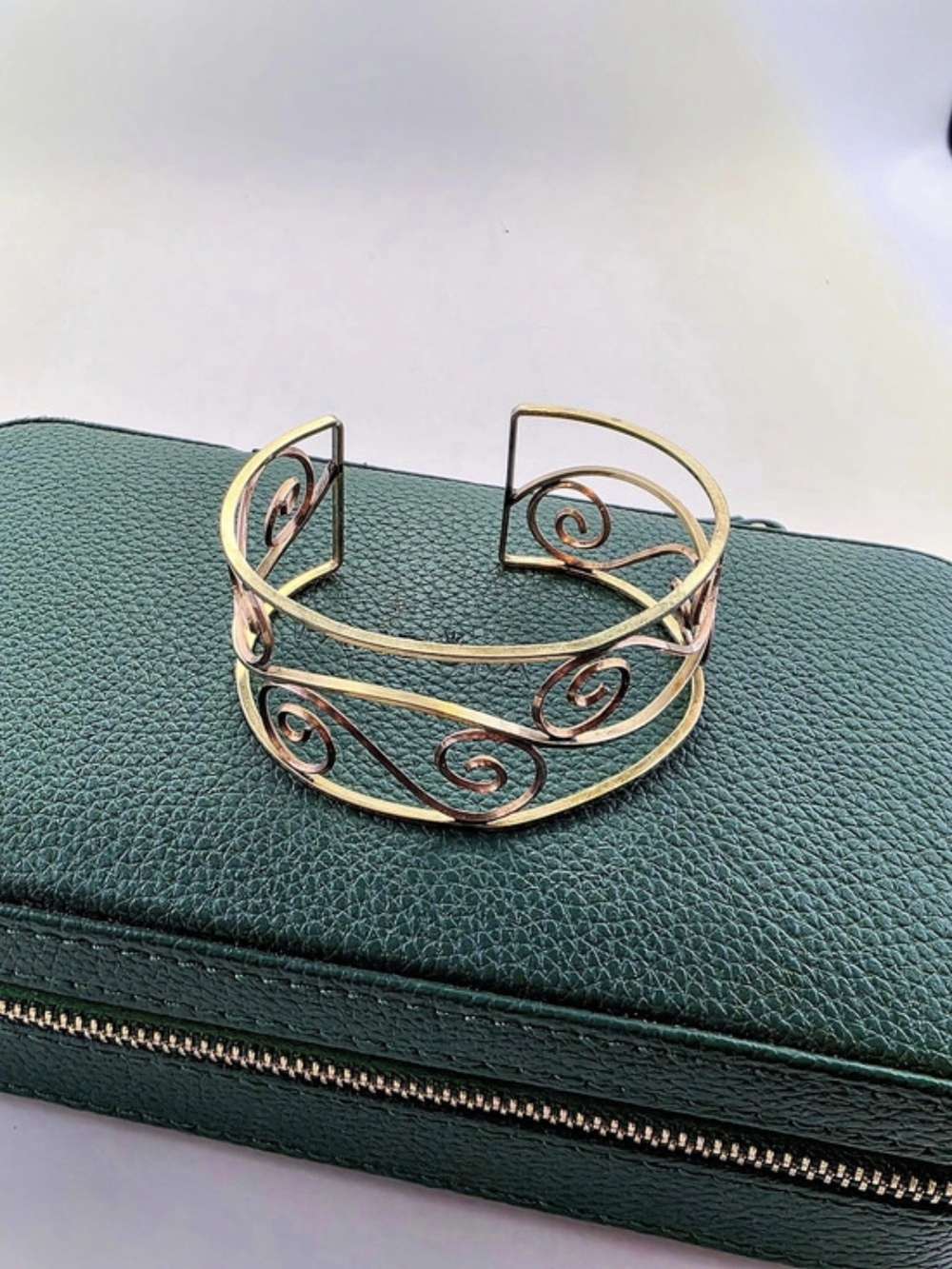 ✨ Vintage Gold Filled Openwork Swirl Cuff Bracelet ✨
